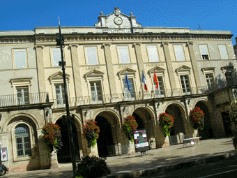 hoteldeville